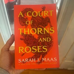 A Court of Thorns Sarah J Maas